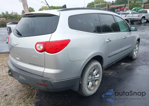 2010 Chevrolet Traverse Ls z USA, uszkodzony, nr VIN 1GNLREED4AS128363